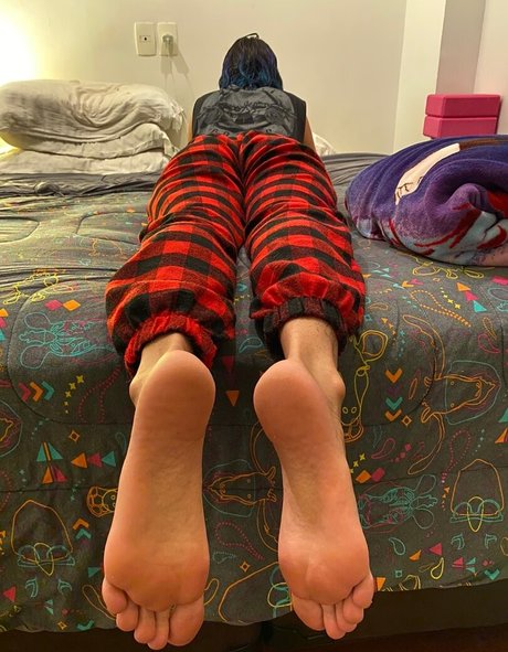 Madamehaze model top photo