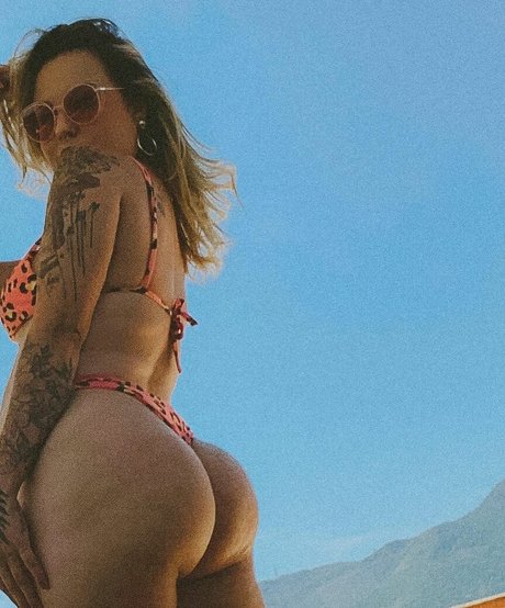 Likeagirlgonewild star naked images