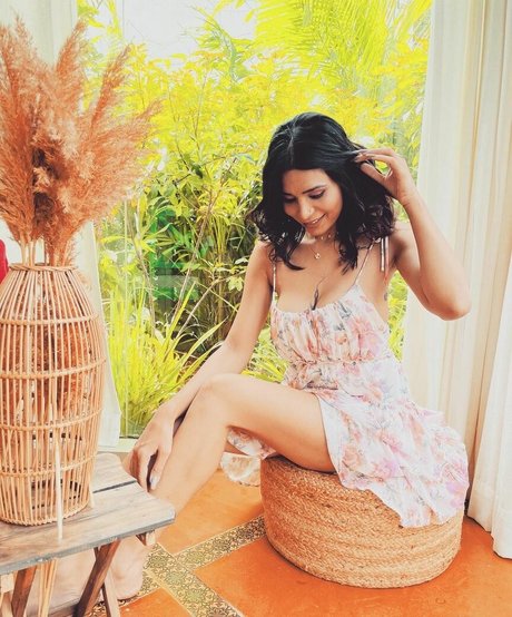 bossgirlannie nudes actress galleries