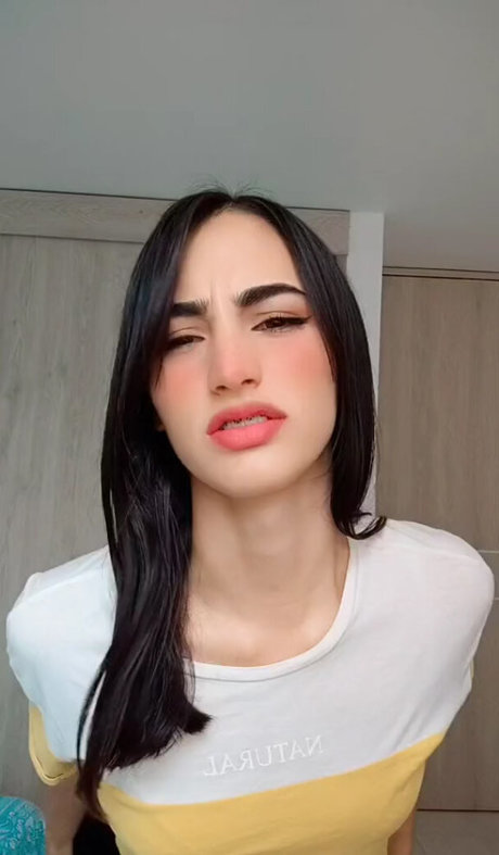 YulenyGz pornstar high quality images