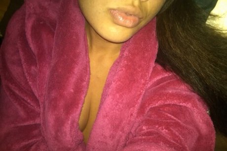 Billie Leyers star sexy pics