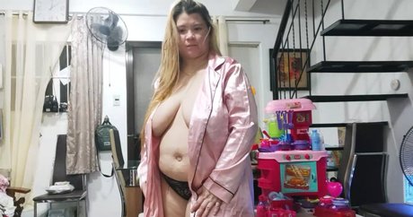 Wanna Bels sexy model photos