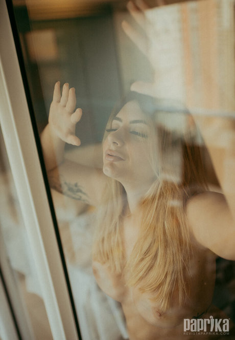 Rafaela Quelhas model pic