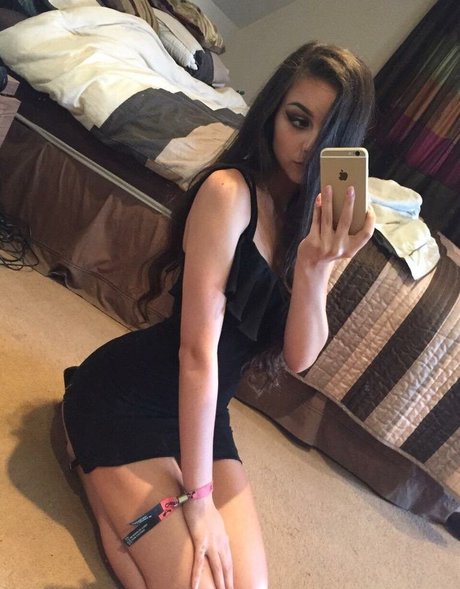 Partbunny model nude pictures