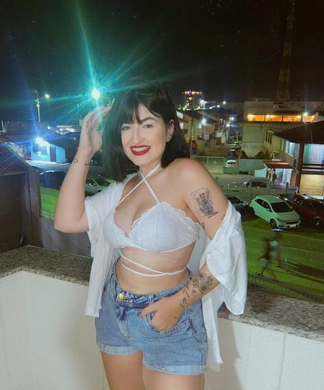 Bella Sant nudes pornstar pictures