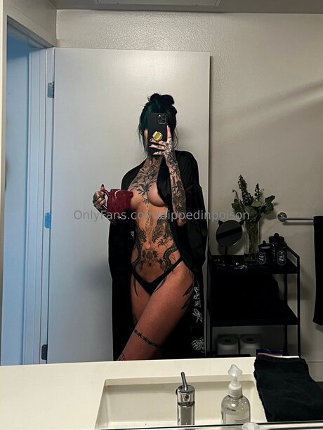 Dippedinpoison star sexy pics