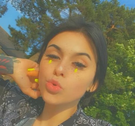 Alexbaby19 pornstar top pic