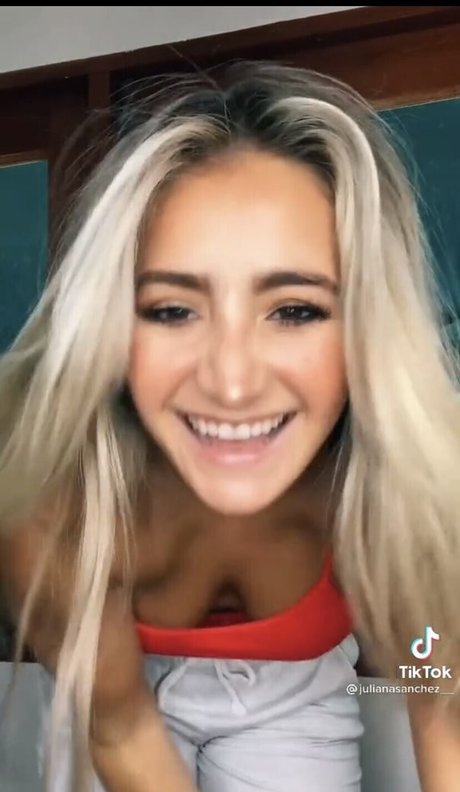 Juliana Sanchez star adult photo