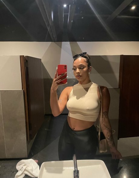 kilograhm model sexy archive