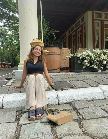 estelagomez erotic model image