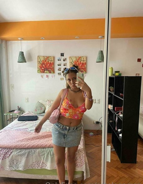 estelagomez model xxx image