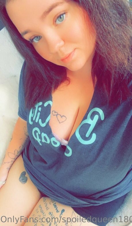 spoiledqueen180 pornstar hd images