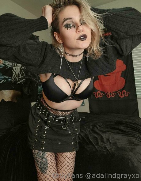 adalindgrayxo sexy star image