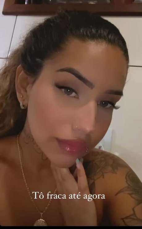 Muito Linda star nudes pictures