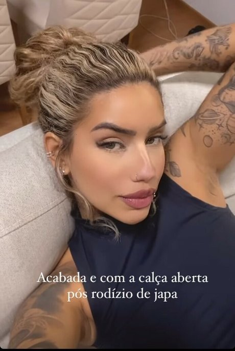 Muito Linda model pornographic photos