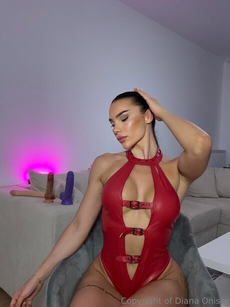 dianaonisor7 porn model photo