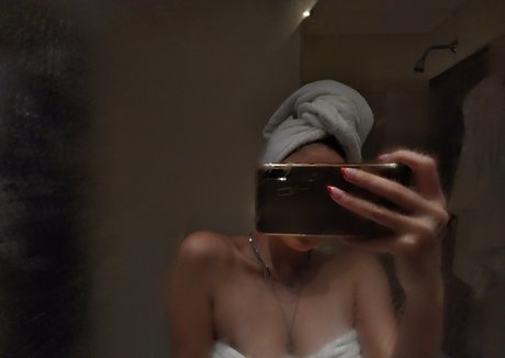 hotterthanhellxx pornographic actress images