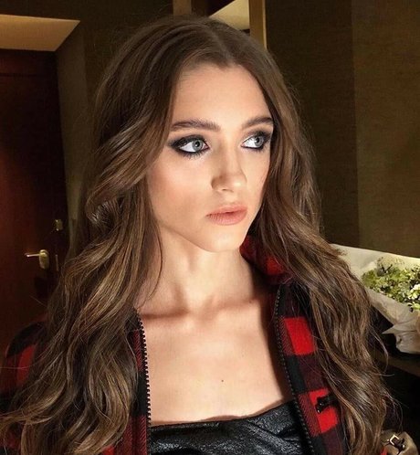 tiny onlyfans hot sexy pic