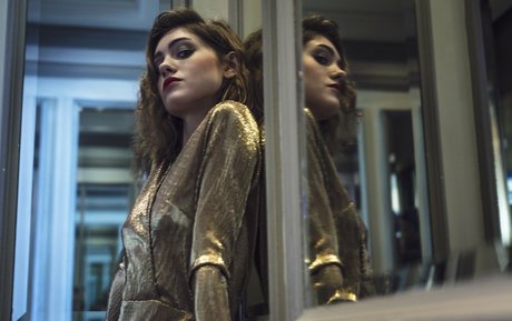 Natalia Dyer sexy star images