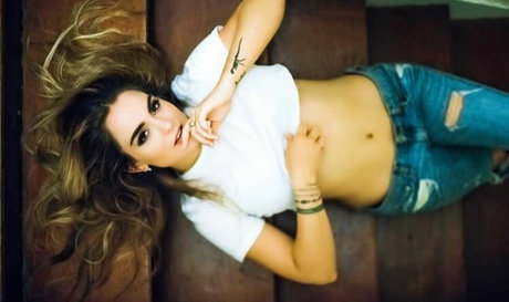 Joanna Jojo Levesque nudes model pics