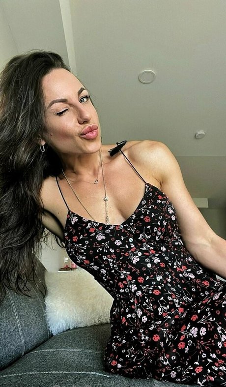 nikole gy exclusive pornstar images