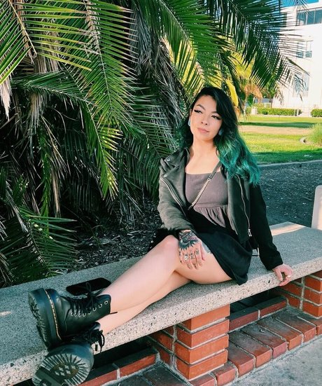 Aileen Senpai xxx model archive