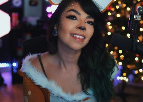 Aileen Senpai star perfect pictures