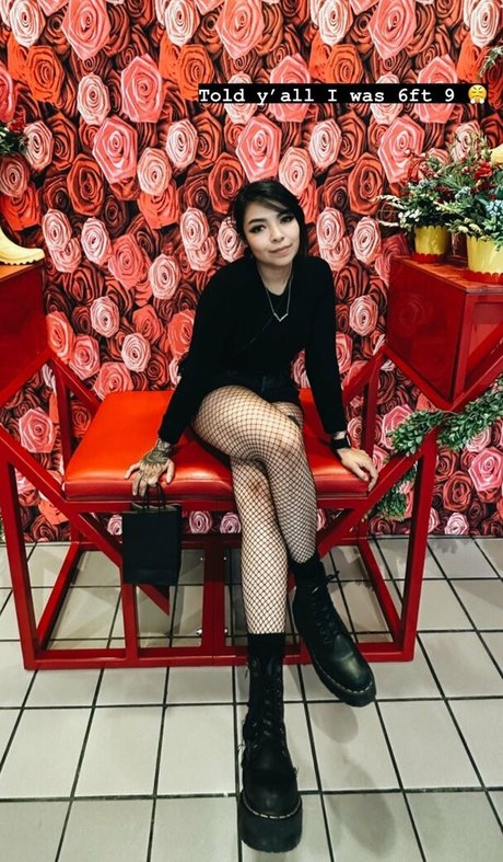 Aileen Senpai star sexy galleries