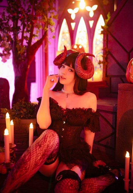 Ying Tze star hot pics