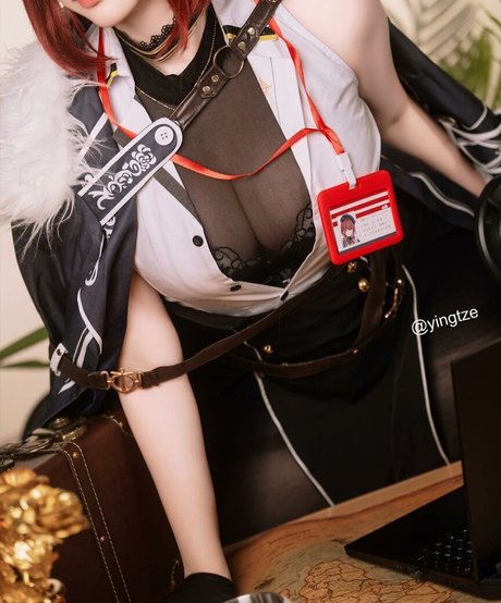 Ying Tze nudes star img