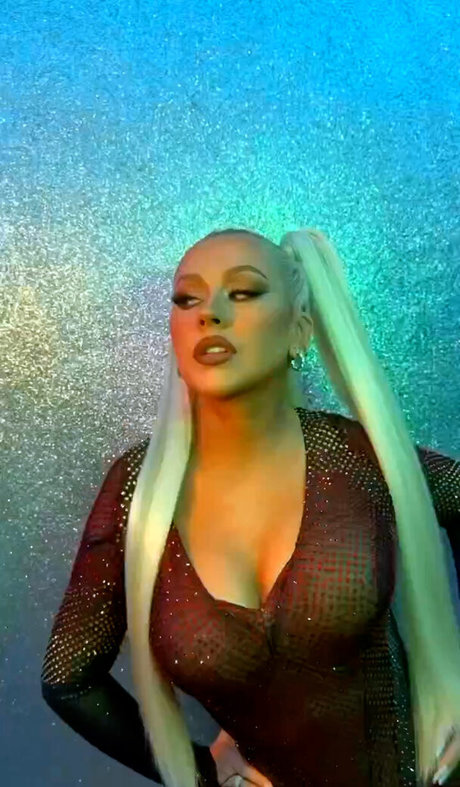Christina Aguilera model nudes picture