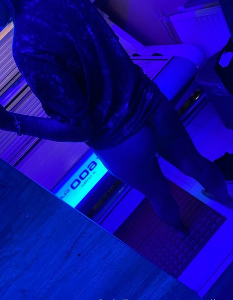 corneliaw erotic actress archive