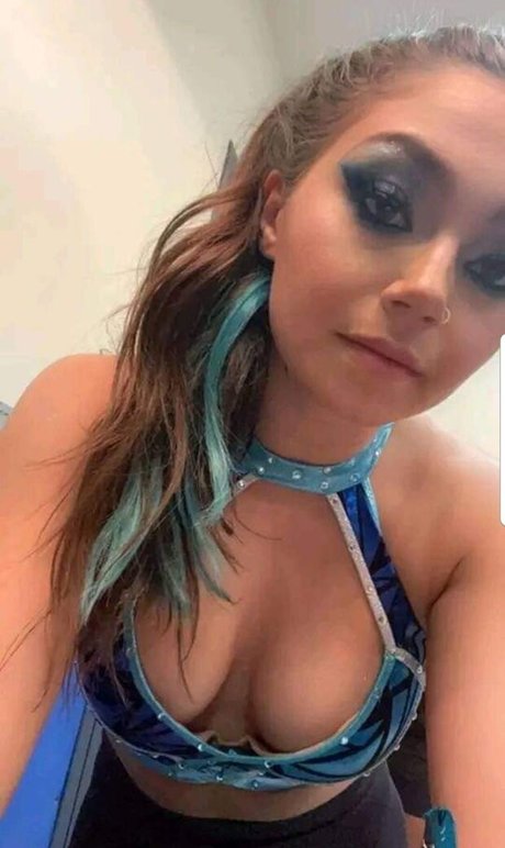 Skye Dolecki model exclusive photos