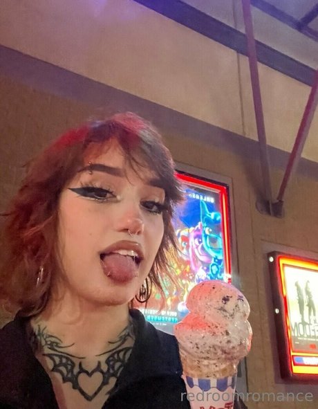 Redroomromance star high quality archive