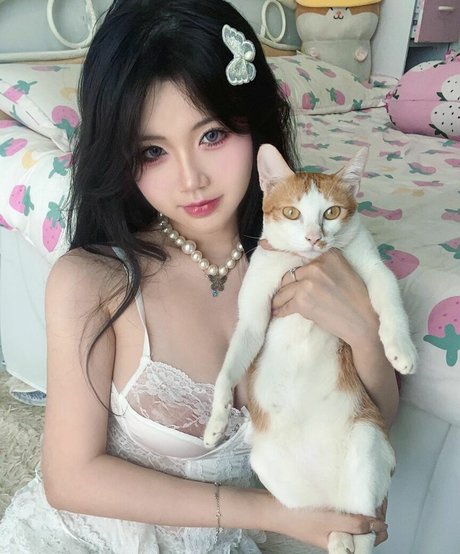 Sayo Momo star pornographic gallery