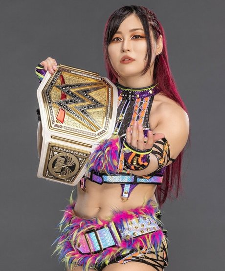 Iyo Sky high quality model pic