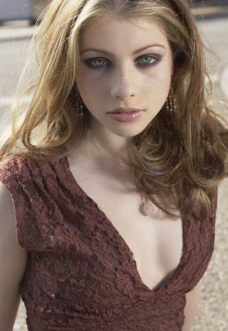 Michelle Trachtenberg model pretty images