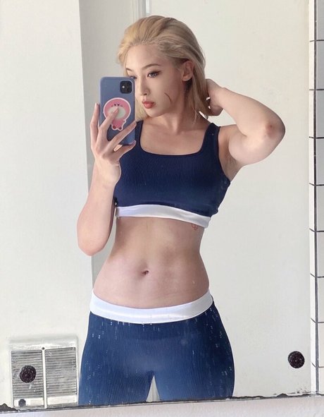 Caytie Cosplay art star photo