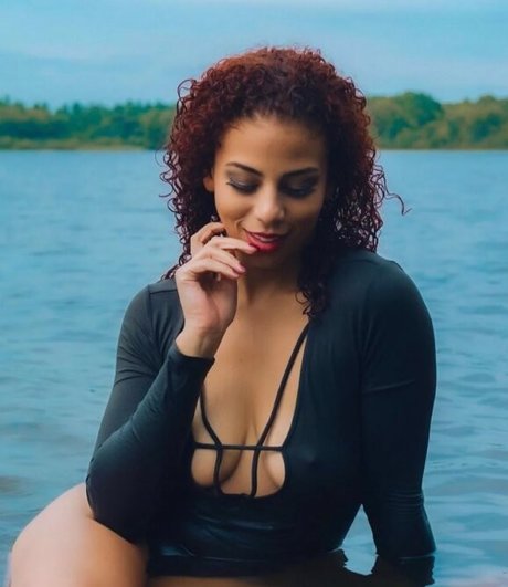 Samantha Irvin nudes star photos