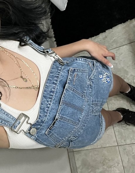 Erotiicaaa hot actress galleries