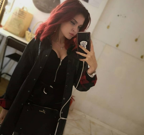 Sladkoslava nudes model pictures