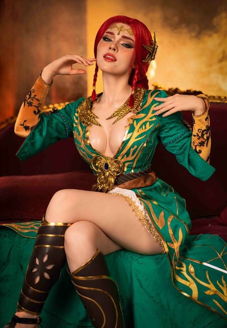 Sladkoslava erotic model photo