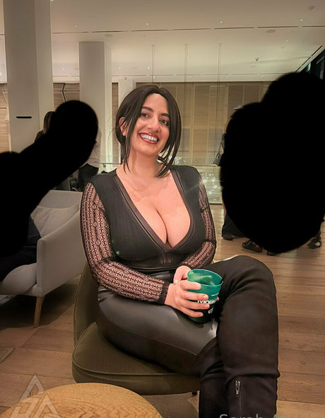 Sarah Arabic nudes pornstar archive