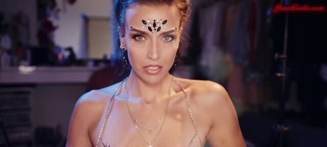 fingering squirt onlyfans top img