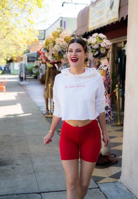 Hannah Stocking xxx pornstar image