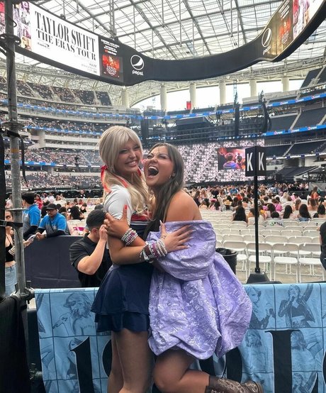 Loren Gray beautiful actress picture