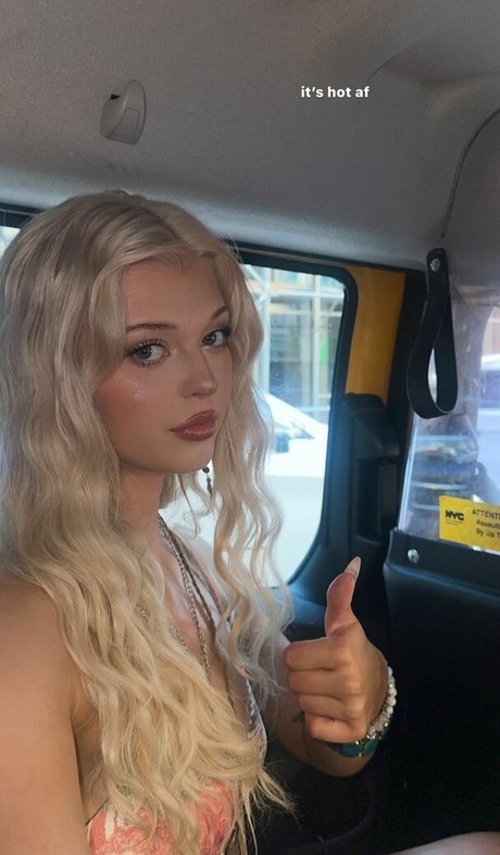 Loren Gray model naked photos