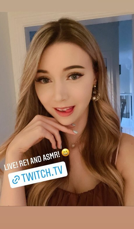 Dizzykitten sex actress pic