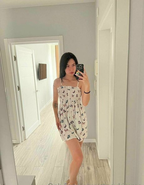 stacykimmo model free img