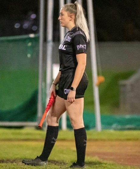 Caitlin Beevers art actress picture